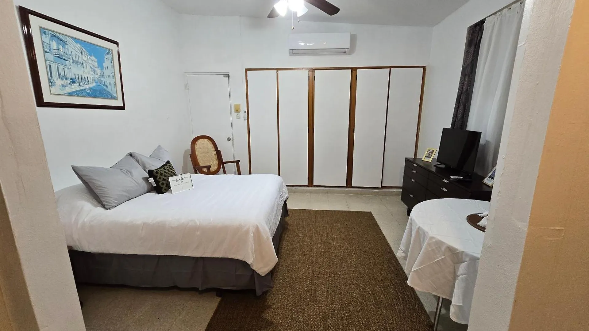 Homestay Ponce Solar Powered Studio With Private Patio Apartment