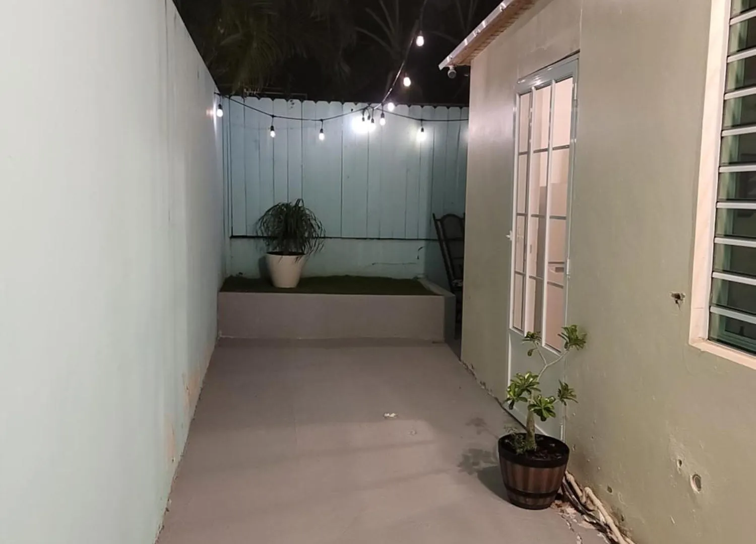 Ponce Solar Powered Studio With Private Patio Apartment Homestay