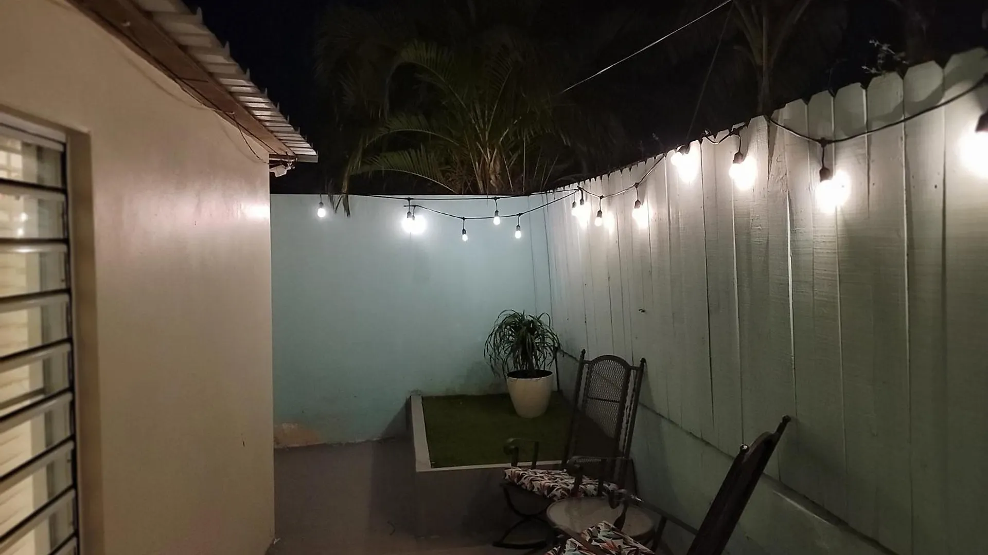Ponce Solar Powered Studio With Private Patio Apartment Homestay