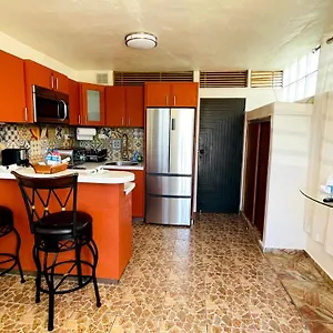 Cozy Retreat With Private Parking And Free Laundry Ponce