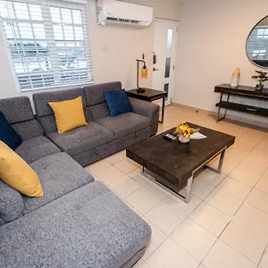 Luxury Retreat With Private Jacuzzi And Mountain Views Free Parking Ponce